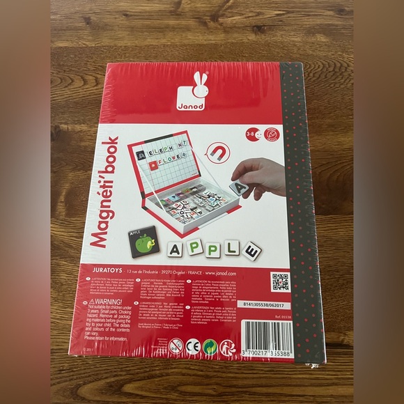 Janod My Magnetic Alphabet Book - Picture 4 of 6